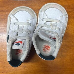 Nike White and Beige Sneakers